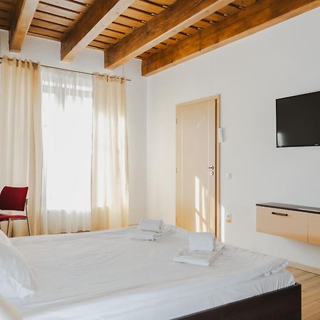 Casa Nicolae Luxury Suites Sibiu Buitenkant foto