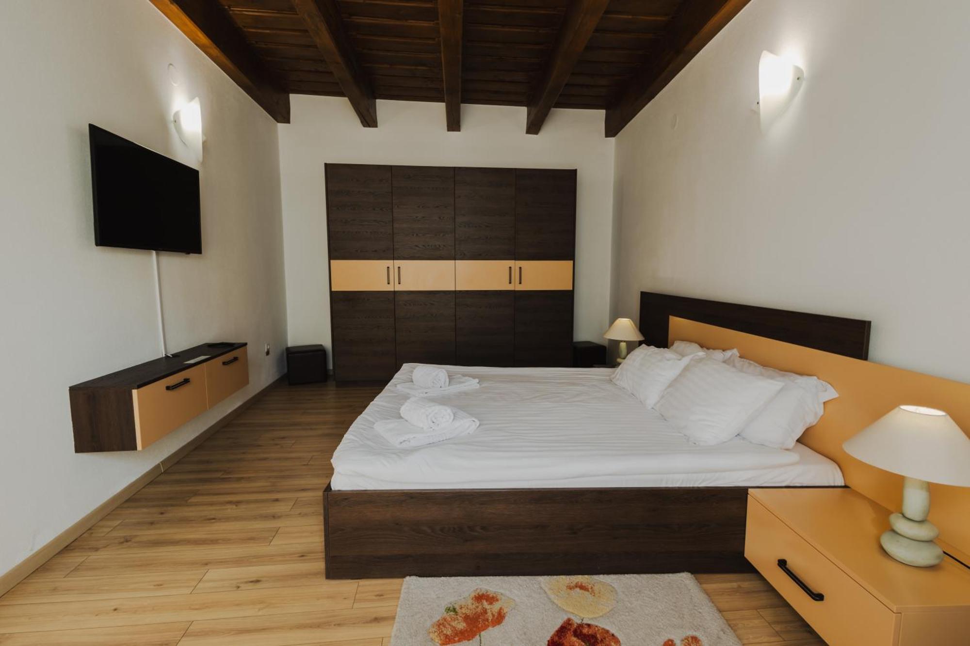 Casa Nicolae Luxury Suites Sibiu Buitenkant foto
