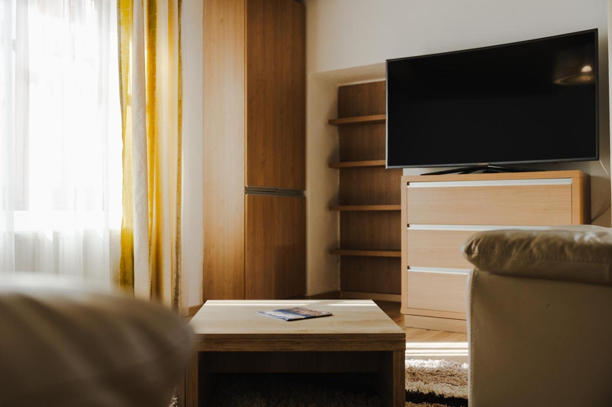 Casa Nicolae Luxury Suites Sibiu Buitenkant foto