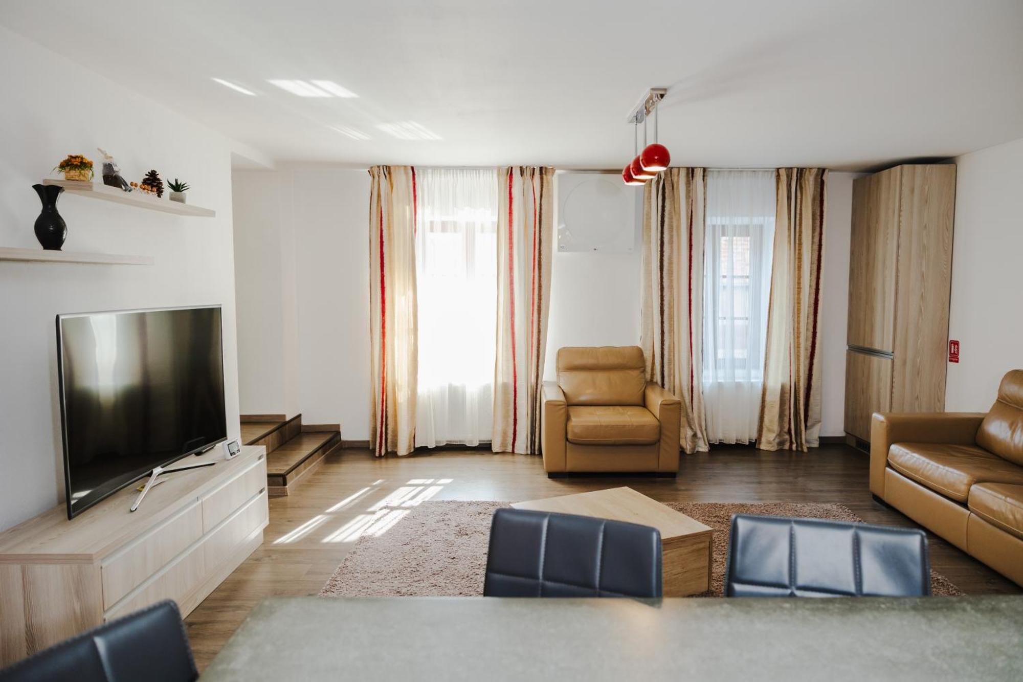 Casa Nicolae Luxury Suites Sibiu Buitenkant foto